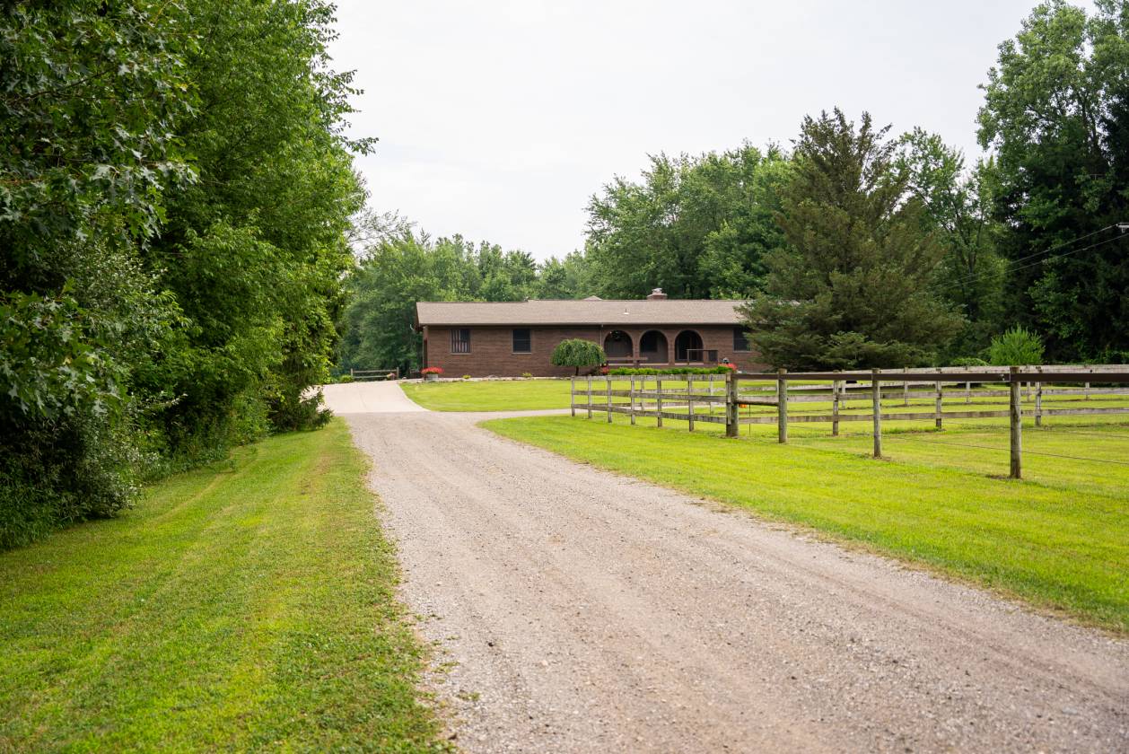 Private Equestrian Estate on Scenic Acreage  - photo 7