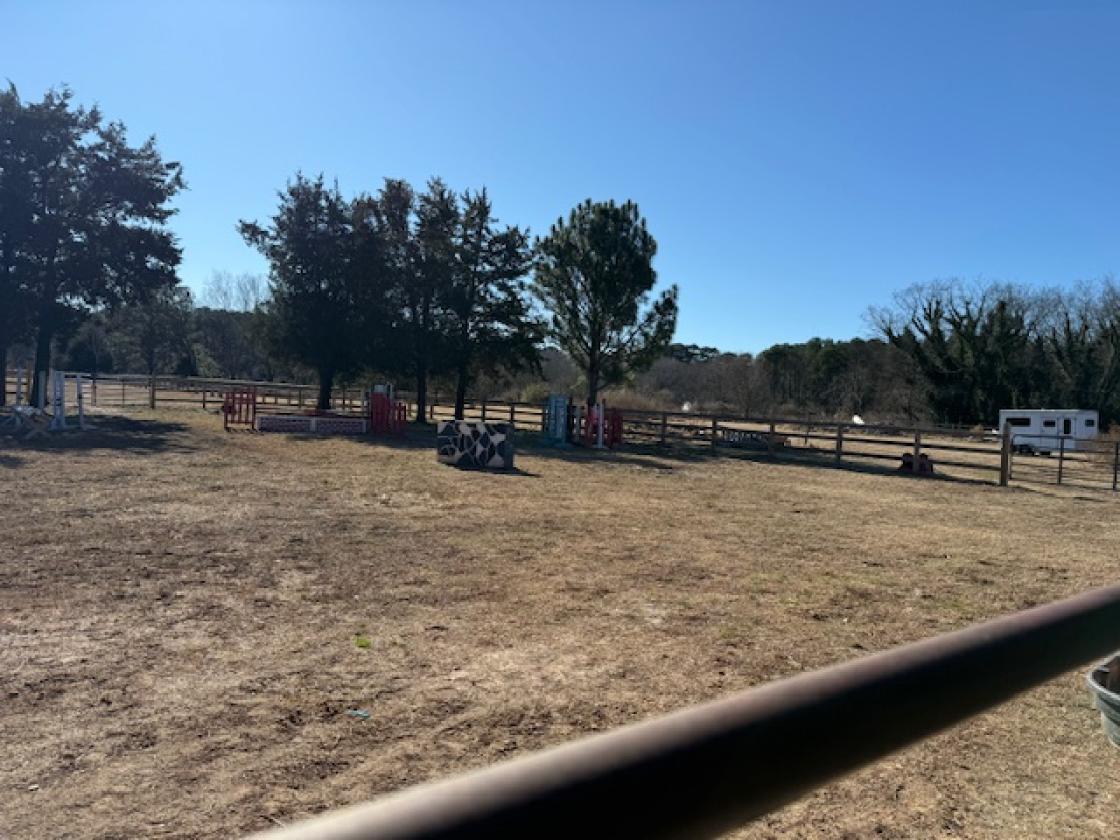 1845 Farmhouse & Exceptional Equestrian Amenities - photo 11
