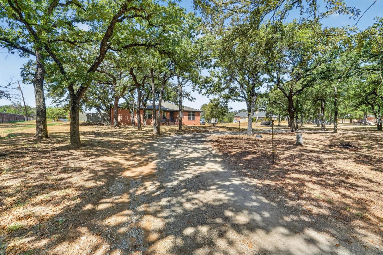 Brick Home on 2.36 Acres with Pool & 5-Stall+Tack Barn - photo 2