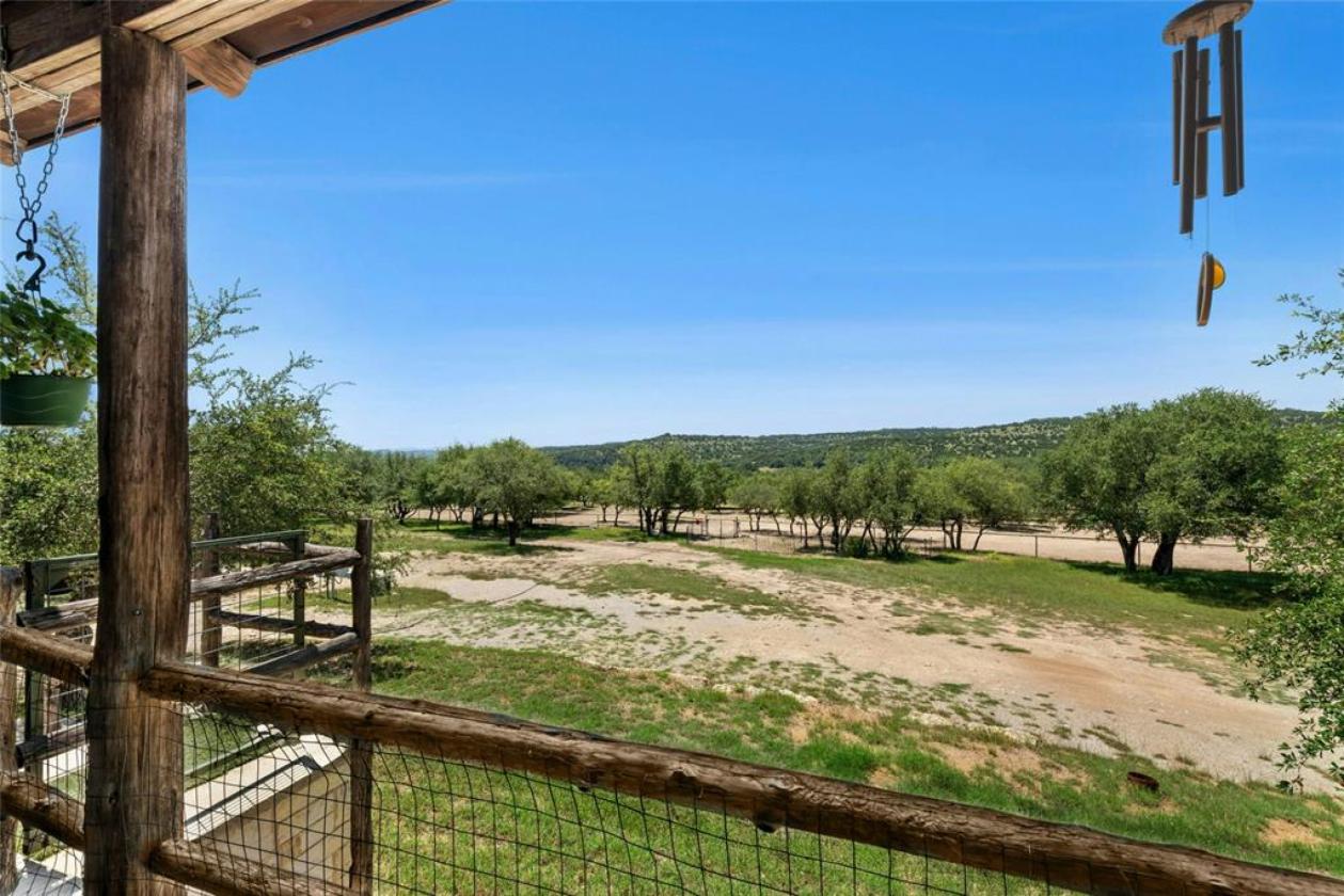 Gentlemens Ranch with Horse Amentities - photo 6