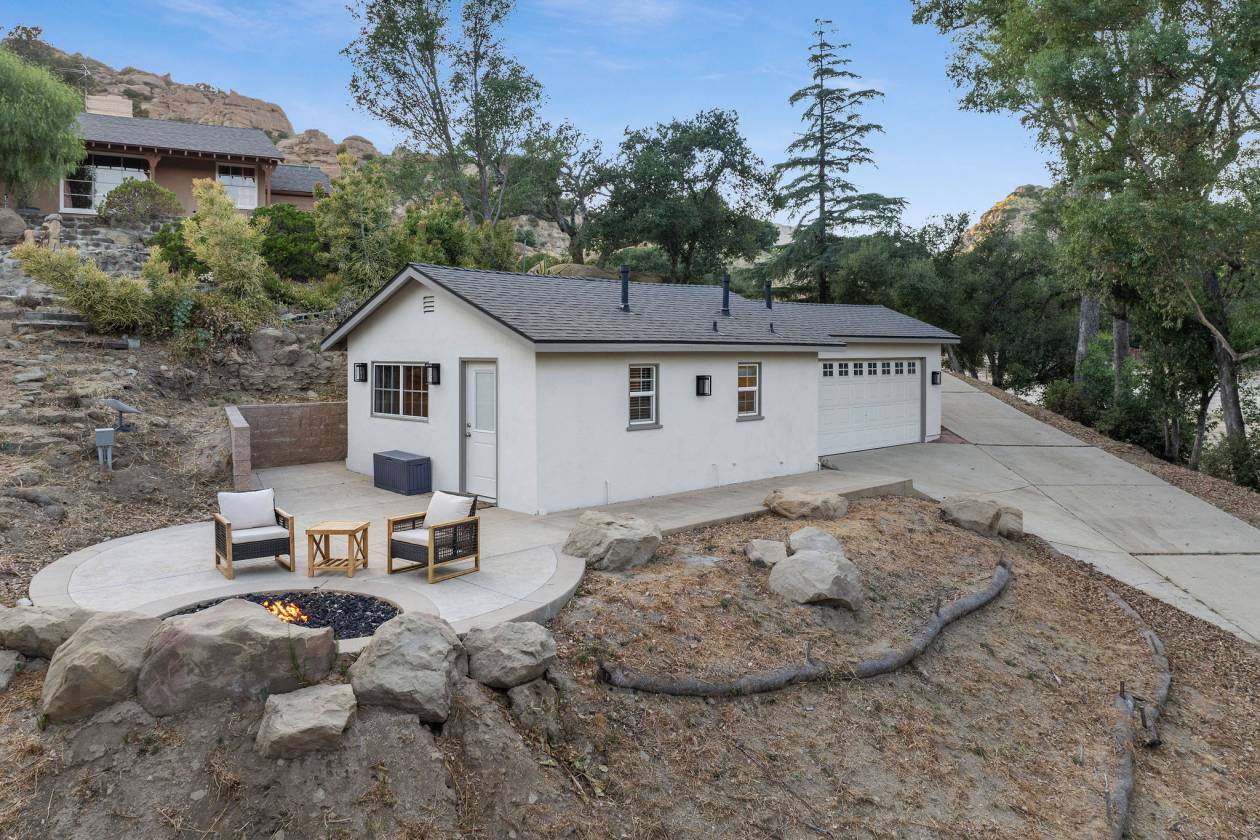 Serene 8-Acre Equestrian Retreat - photo 24