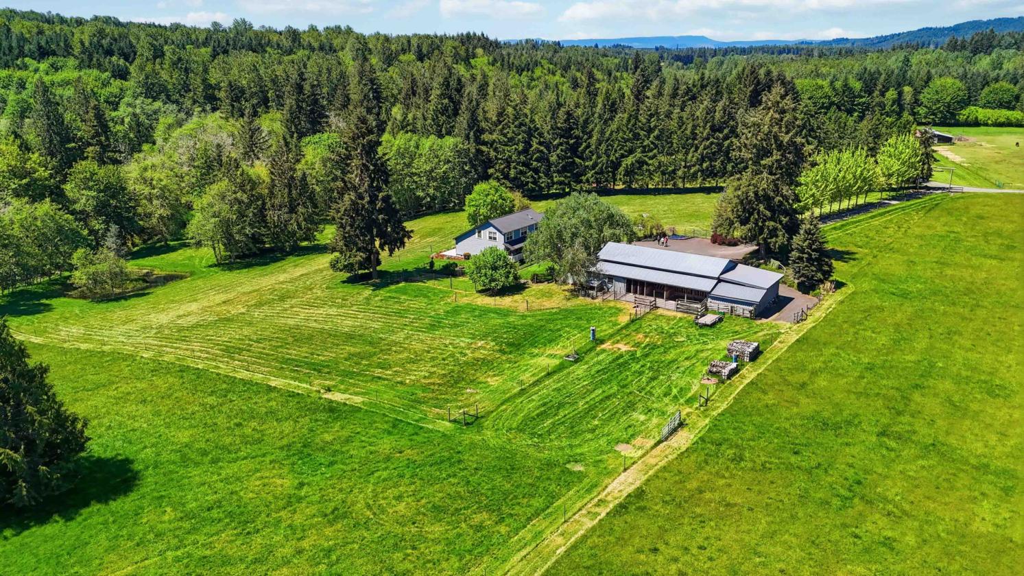 15 Beautiful Equestrian Acres backing Timberland - photo 6
