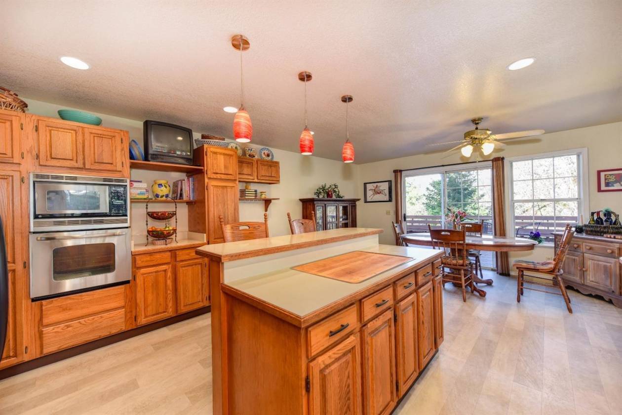 Horse Property Close to Town Rough and Ready, Nevada County