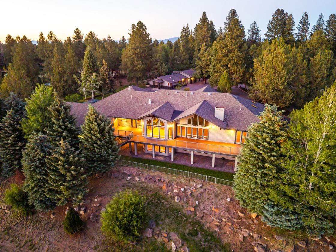 25-Acre Luxury Equestrian Estate in Bend - photo 21