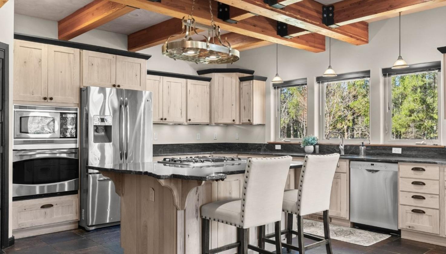 Built for Horses. Designed for Living. - photo 17