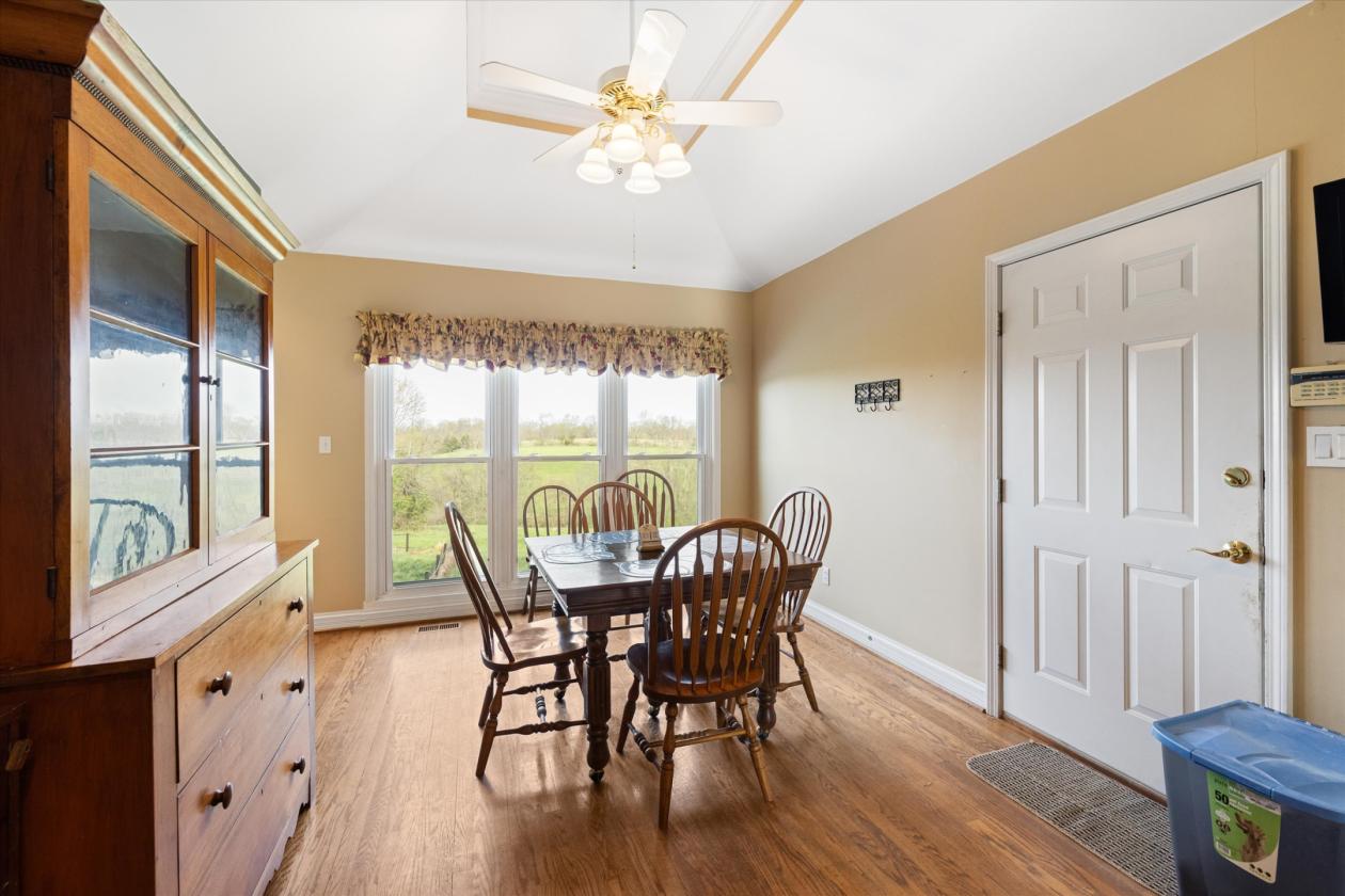 Turn-Key Equestrian Estate With Indoor Arena - photo 16