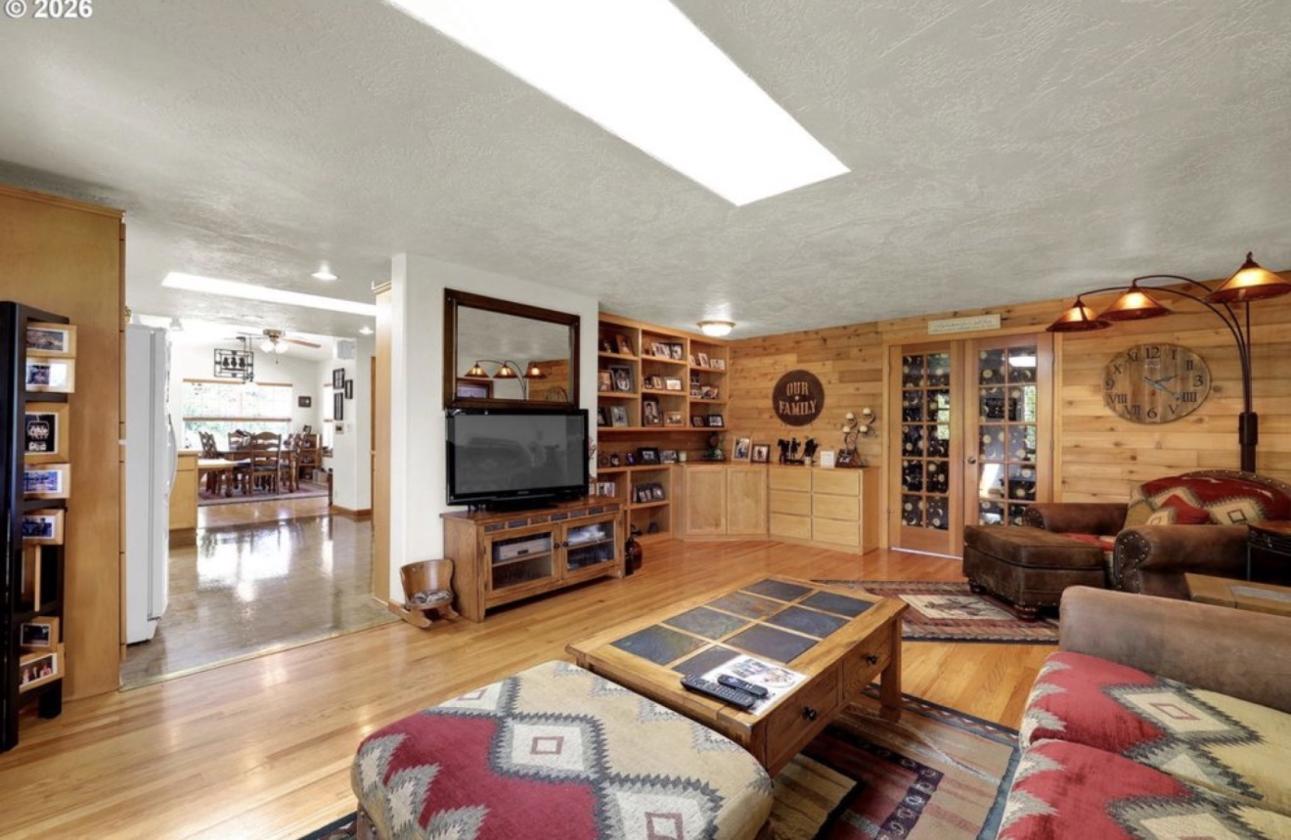 Horse property with giant covered arena - photo 8