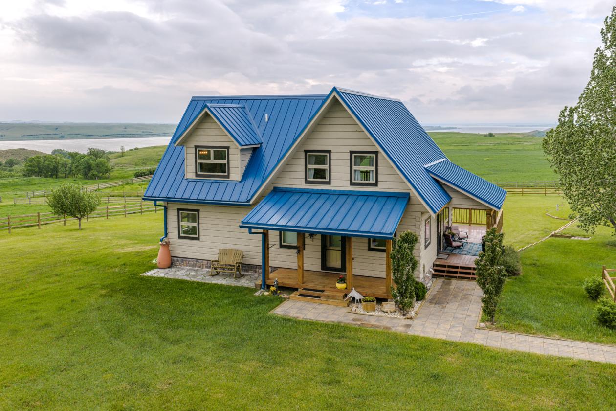 Horse Property on 40 Acres with Amazing Views - photo 4