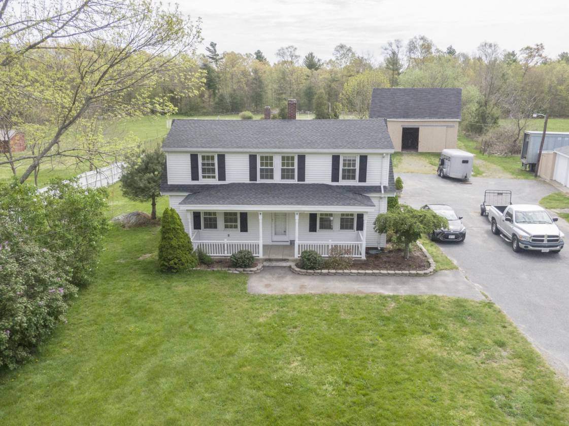 11.31 Acre Horse Farm Dighton, Bristol County, Massachusetts Horse