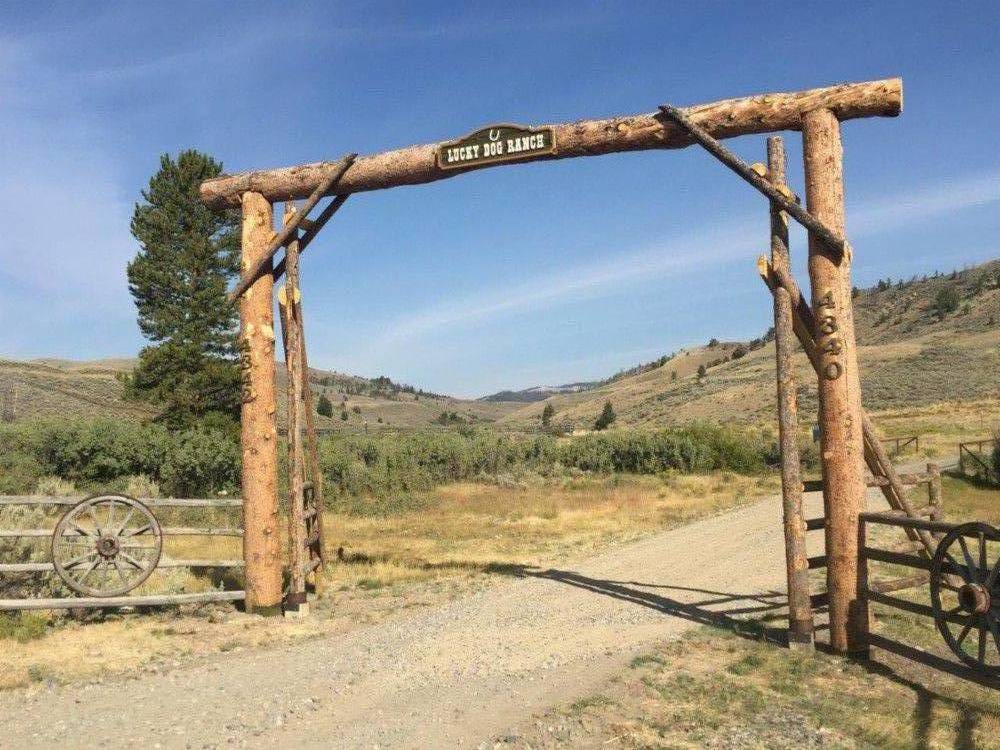 PRICE REDUCED! The Lucky Dog Ranch - 40 Acre Wyoming... | Dubois