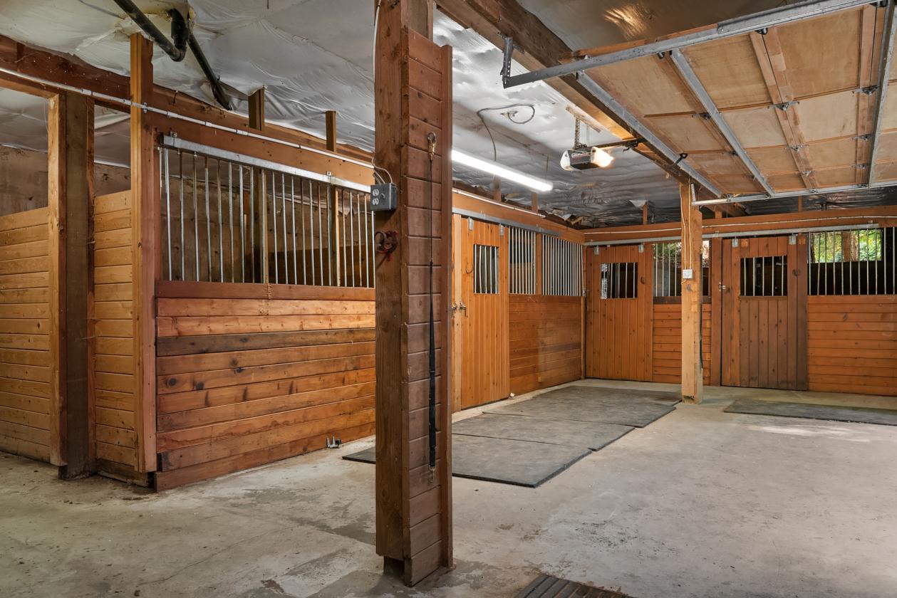 Union Hill Shy 10 Acre Retreat - photo 5