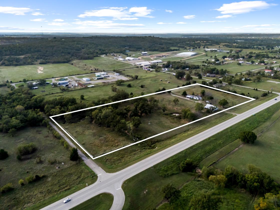 Horse Property on 10 Acres - photo 1