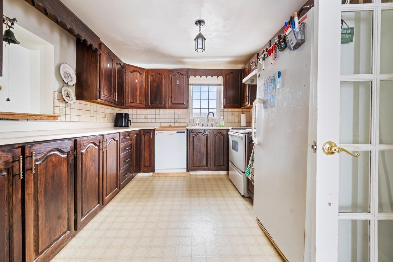 41 Acre Equestrian Facility with 2 homes For Sale - photo 27