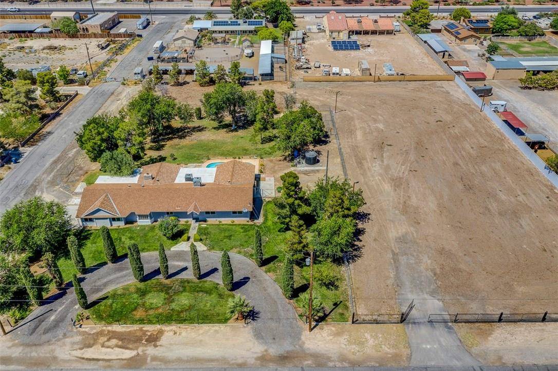 BEAUTIFULLY REMODELED 2.3 Acre Equestrian Ranch Las Vegas, Clark County, Nevada
