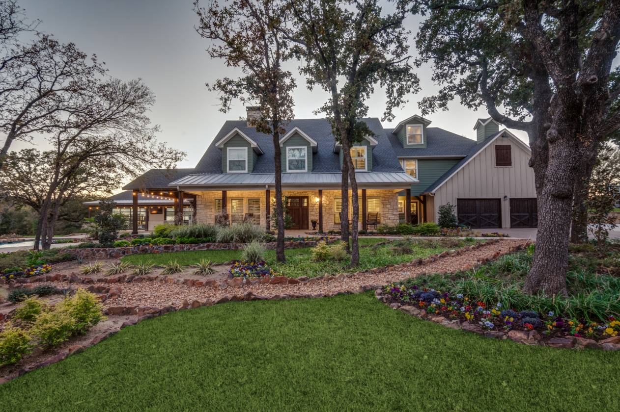 Horse Property for sale.