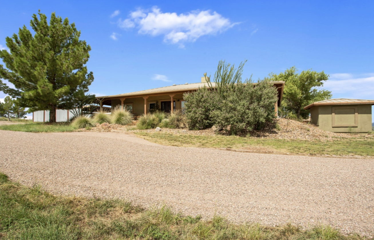 Southern Arizona Dream! 20-Acre Horse Property - photo 25