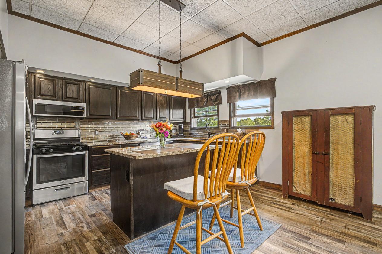 Indoor Arena on 26 Acres with Large Home - photo 18