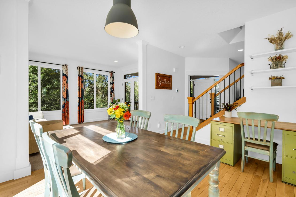 Hobby farm with 4 stalls, shop, and home - photo 18