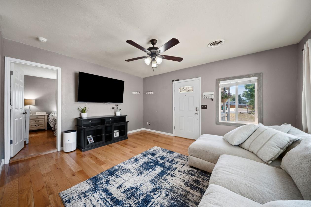 Urban Horse Property in Jefferson County - photo 5