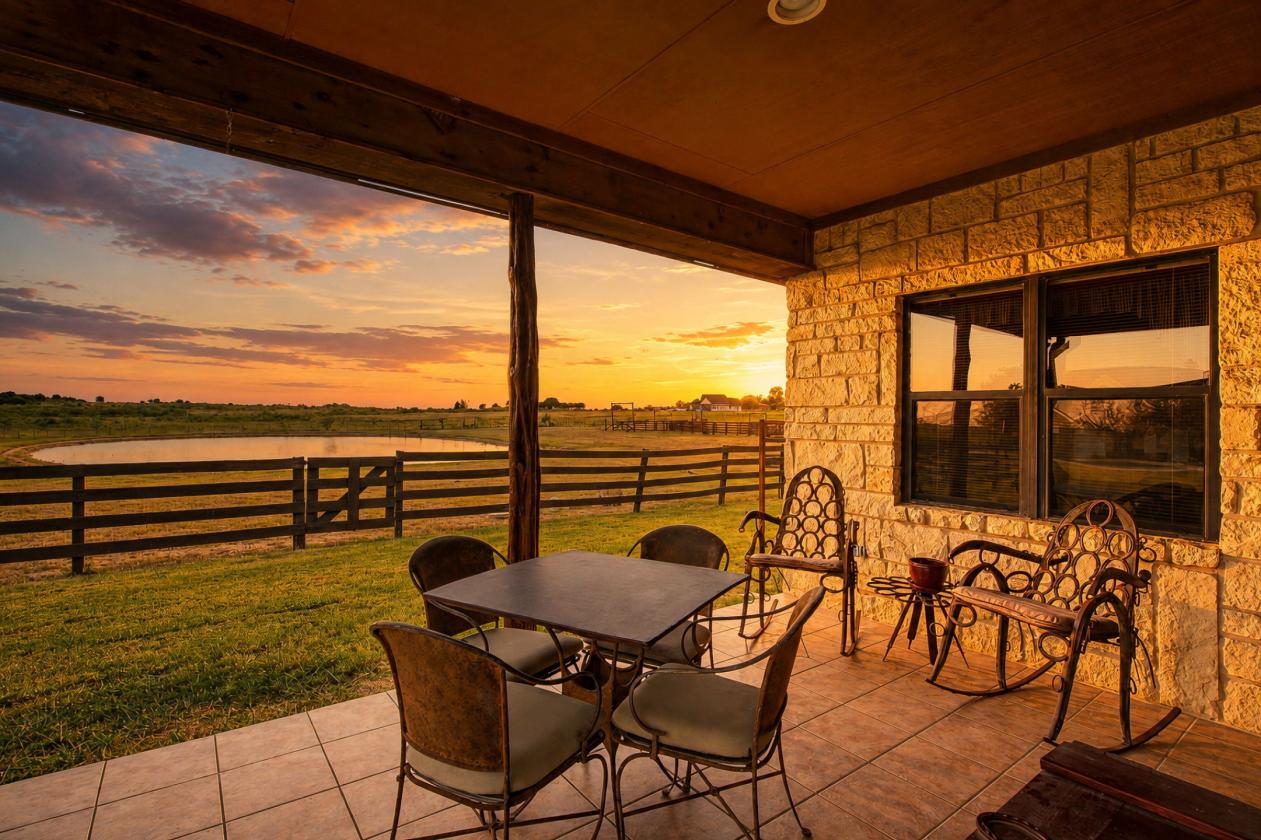 Beautiful Horse Property in Denton County - photo 3
