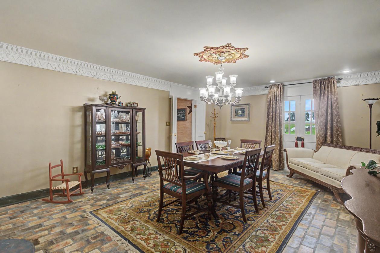 Remarkable 75-Acre West Lowndes County Estate - photo 20