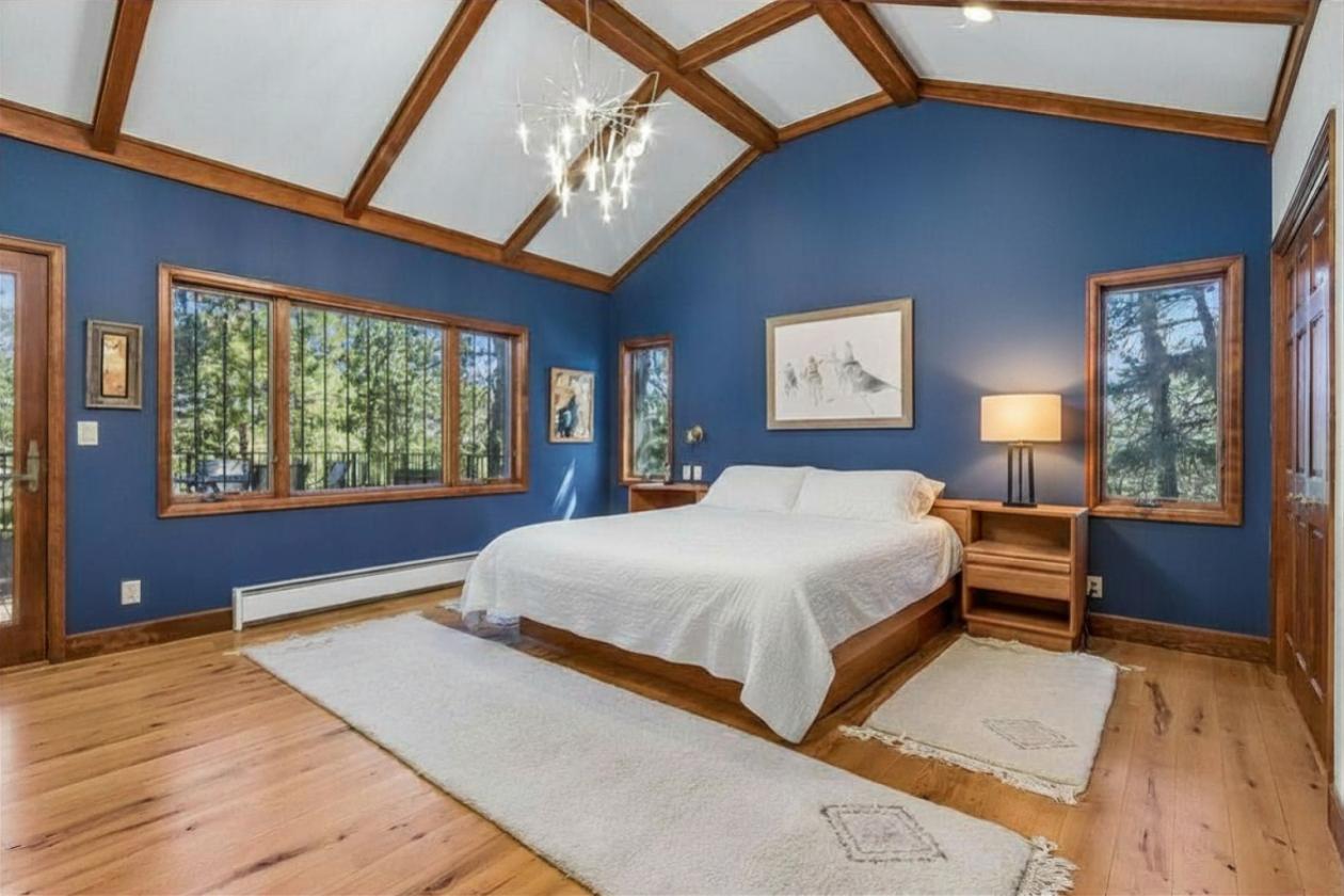 Stunning Mountain Equestrian Legacy Property - photo 11