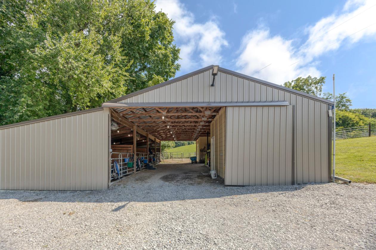 Where Luxury Living Meets The Equestrian Lifestyle - photo 21