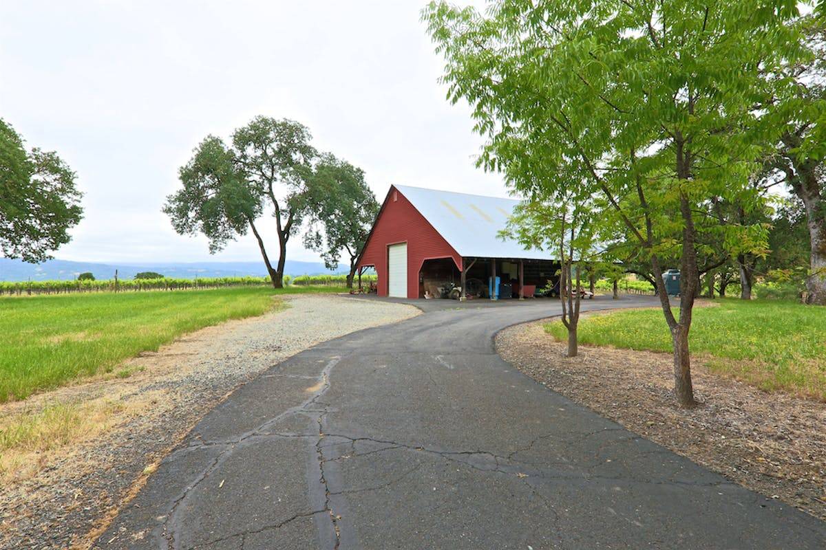 A ONE OF A KIND PROPERTY HUGE PIECE OF PARADISE... Potter Valley