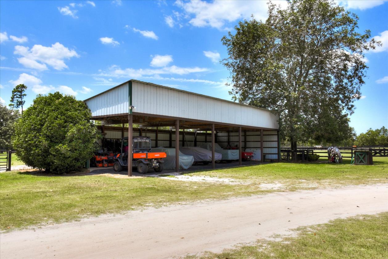 Aiken Farm |30 Acres, 16 Stalls, Home, Pool, View - photo 18
