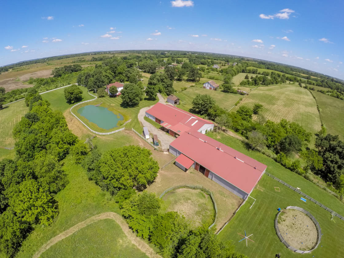 Kentucky Horse Farm with Country Estate Bardstown, Nelson County