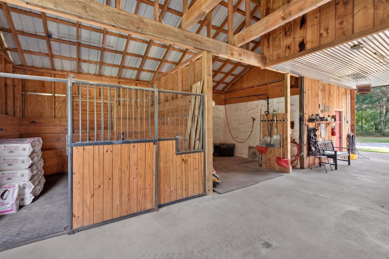 Luxury Horse Estate | Pool & Mountain Views - photo 8
