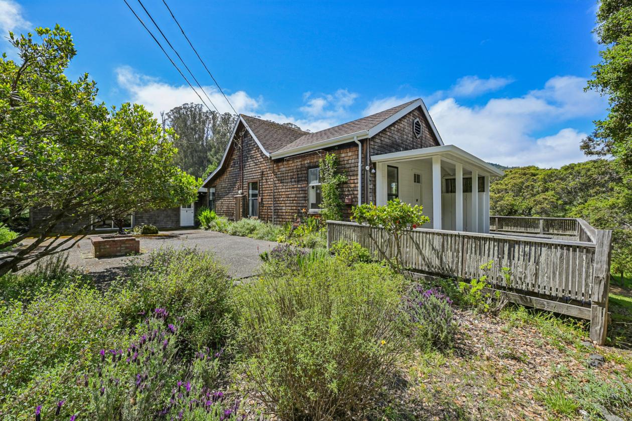 California Coastal - Dogtown Farmhouse - photo 6