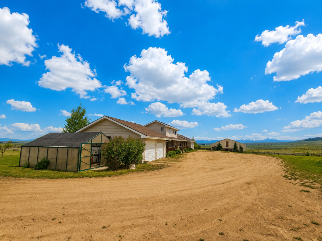40 Acre Equestrian Property With Heated Arena - photo 11