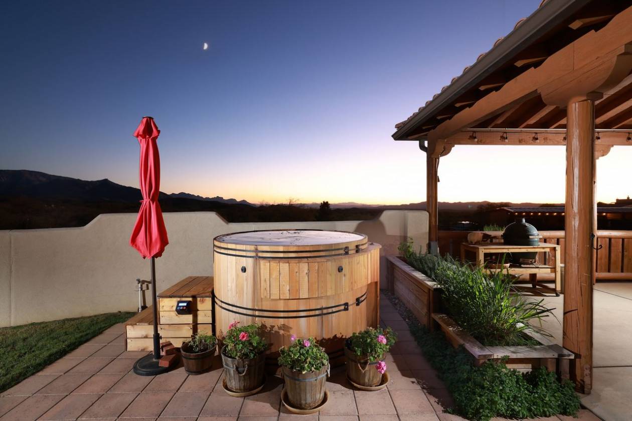 EXQUISITE EQUESTRIAN ESTATE - photo 25