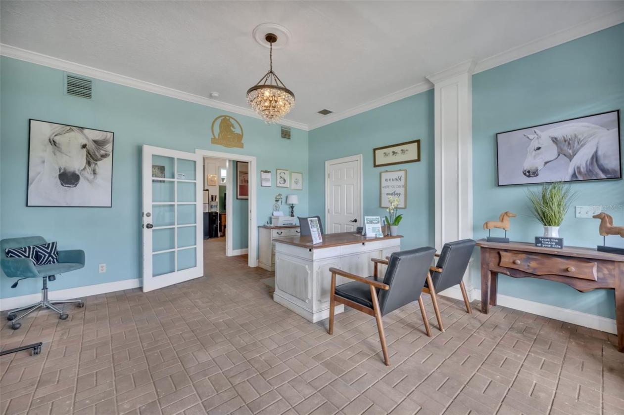 PRICE DROP - 23 Stalls - 2 Homes - Covered Arena - photo 5