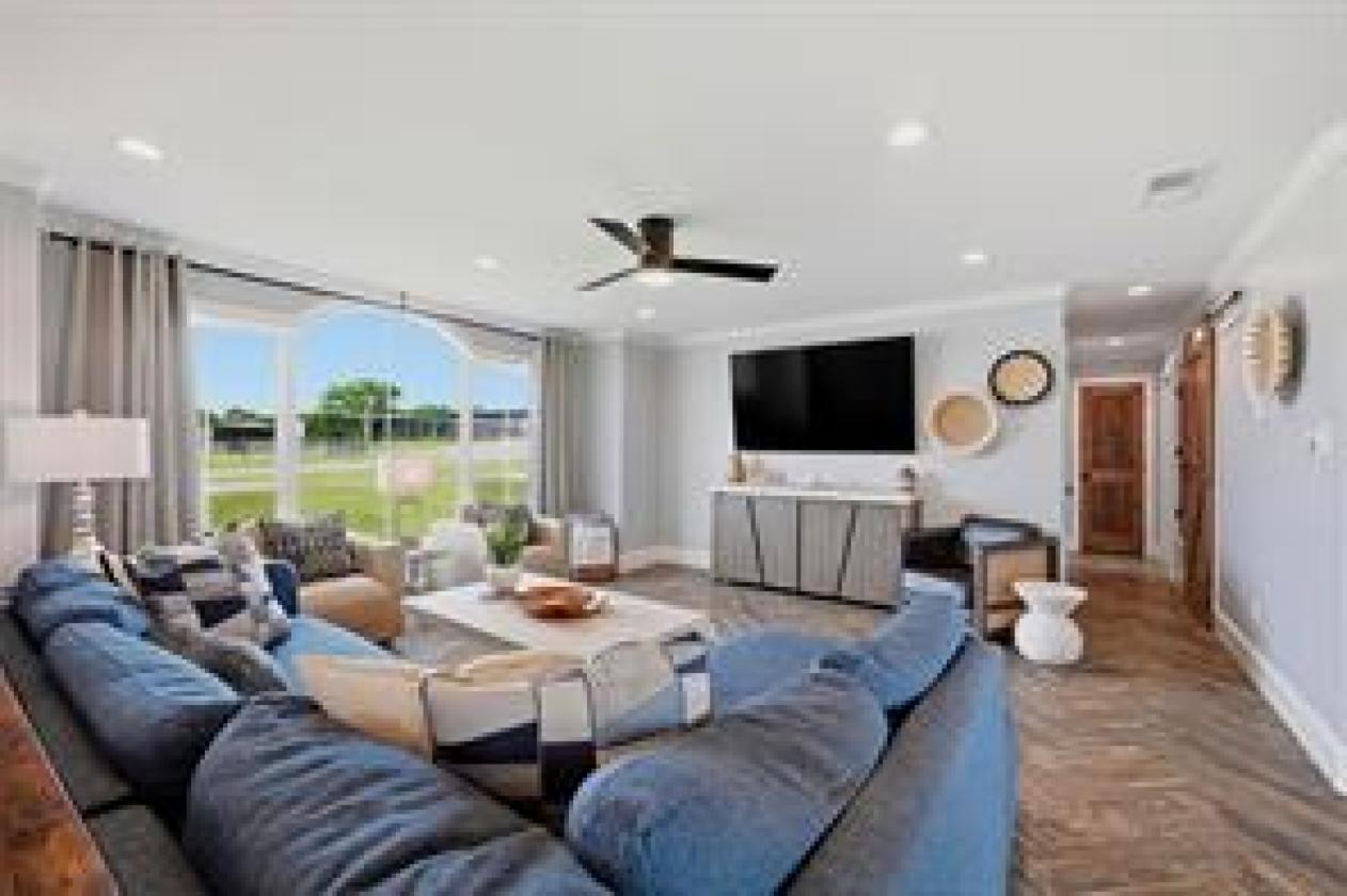 Exceptional Turn Key Equestrian Facility - photo 19
