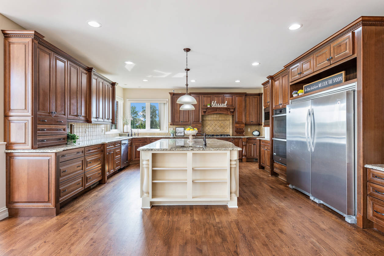 Horse farm For Sale Metamora, Lapeer County, Michigan