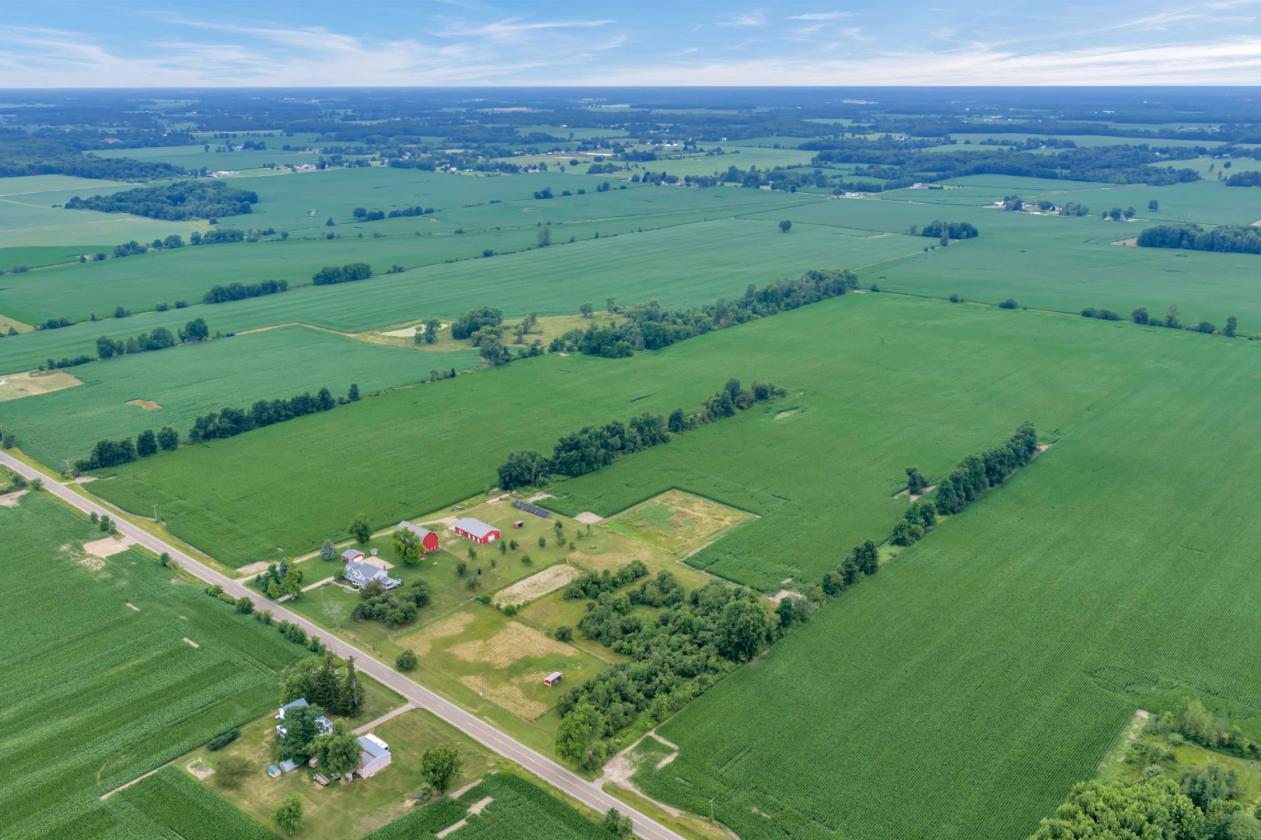 Home and Equestrian Farm on 10 Acres - photo 19
