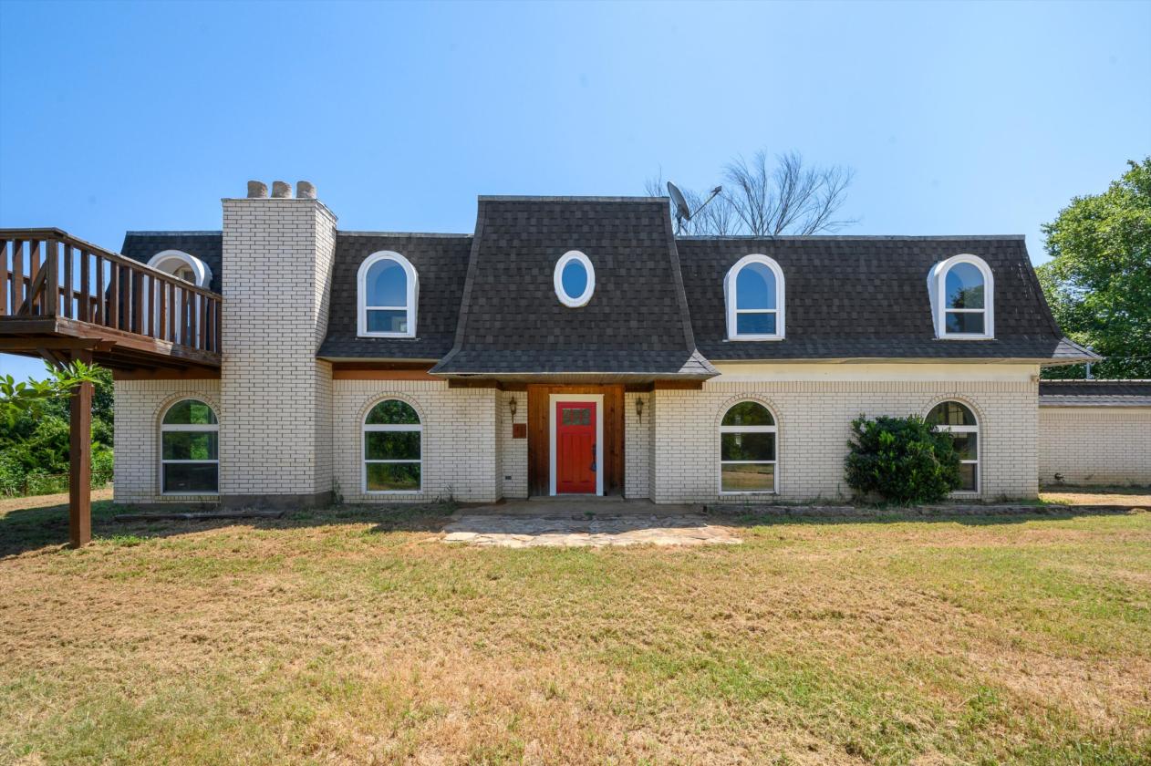 Updated home on 5.93 acres - photo 5