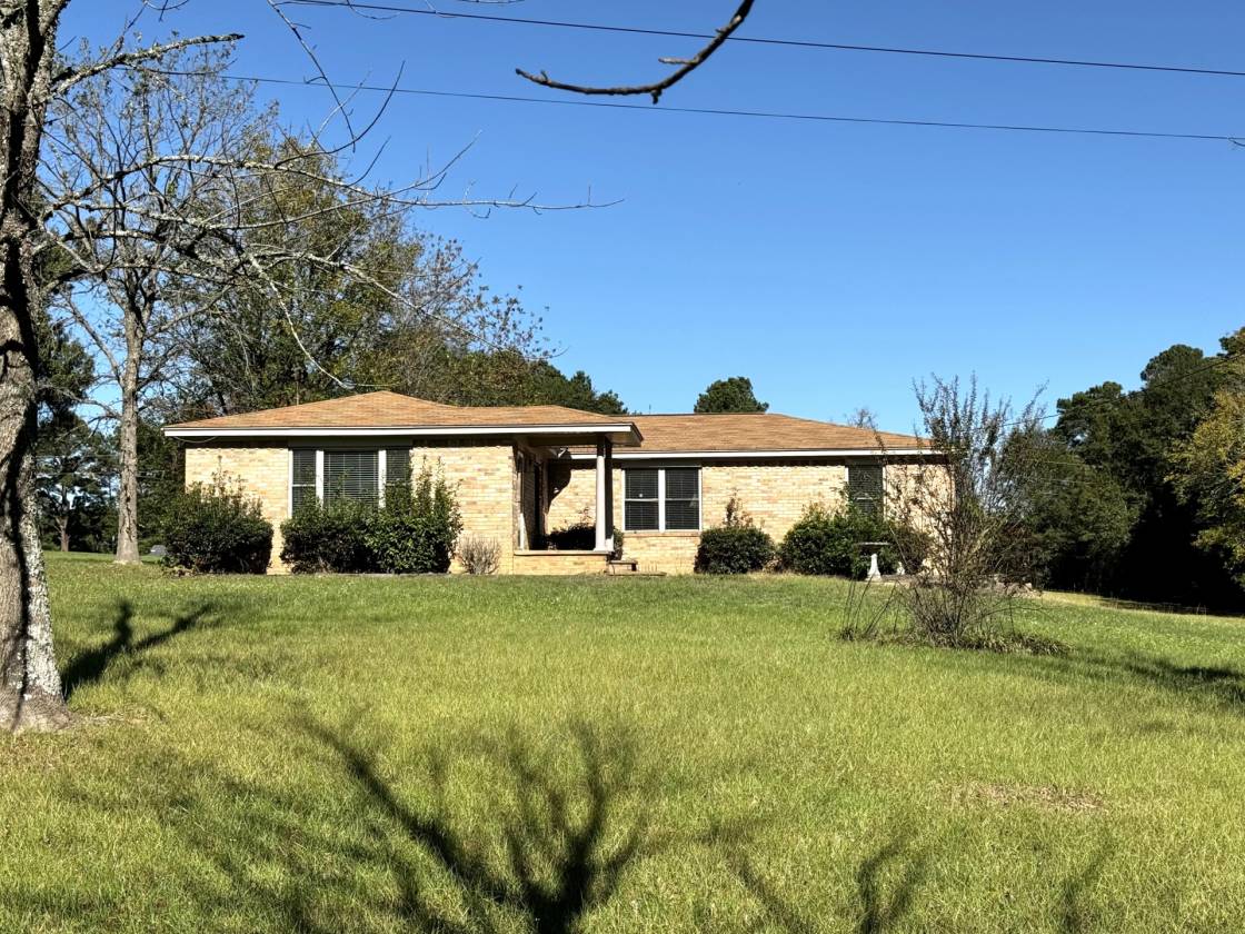 Horse Property for sale.