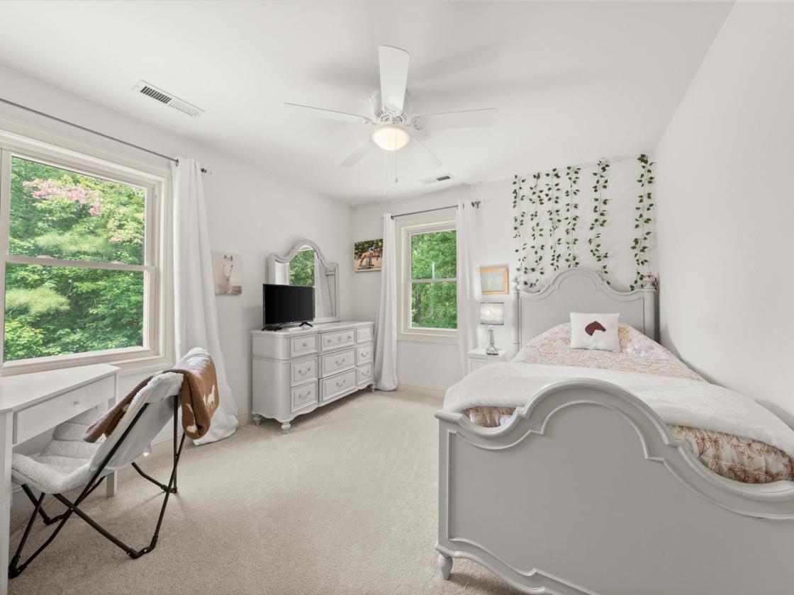 Turnkey 11.5-Acre Horse Farm - photo 30