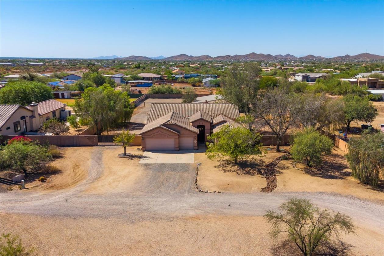 Desert Hills Horse Property on Over an Acre! - photo 29
