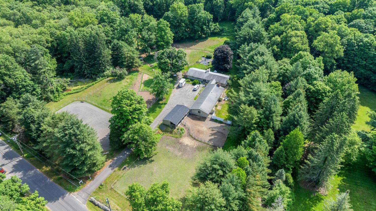 Income-Producing Equestrian Retreat! - photo 30