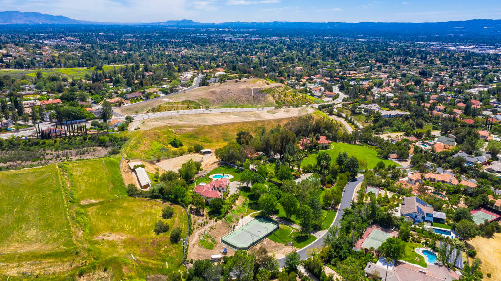 Luxury 4.76 Acre Ranch Estate 24 Hour Guard Gated... Los Angeles