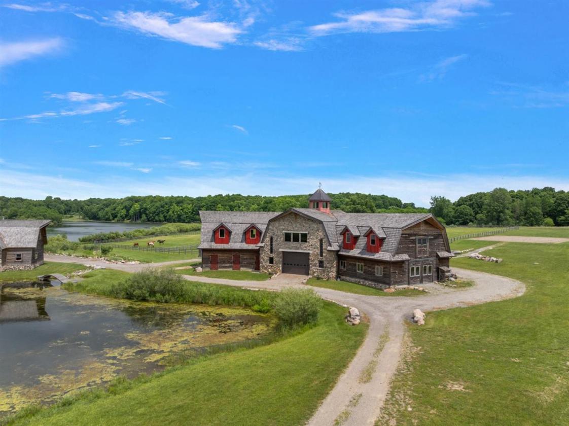 Extraordinary 160 Acre Private Estate - photo 12