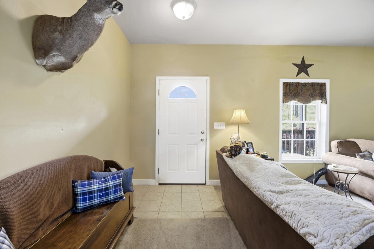 Country Living with great views! - photo 4