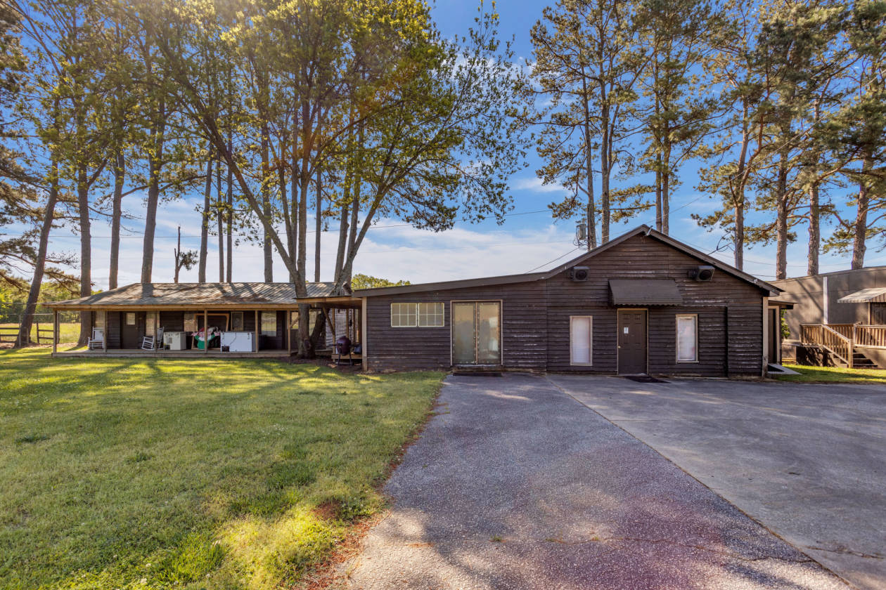Equestrian Property former used as a girls home Greenville, Greenville County, South Carolina