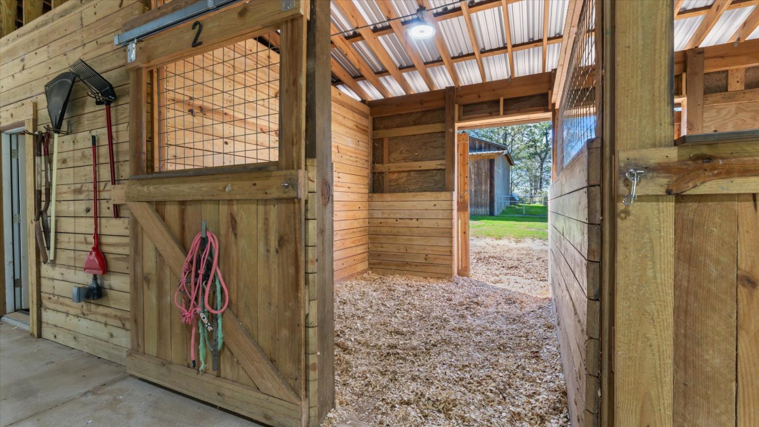 34 Acre Horse Estate with newly renovated home - photo 7