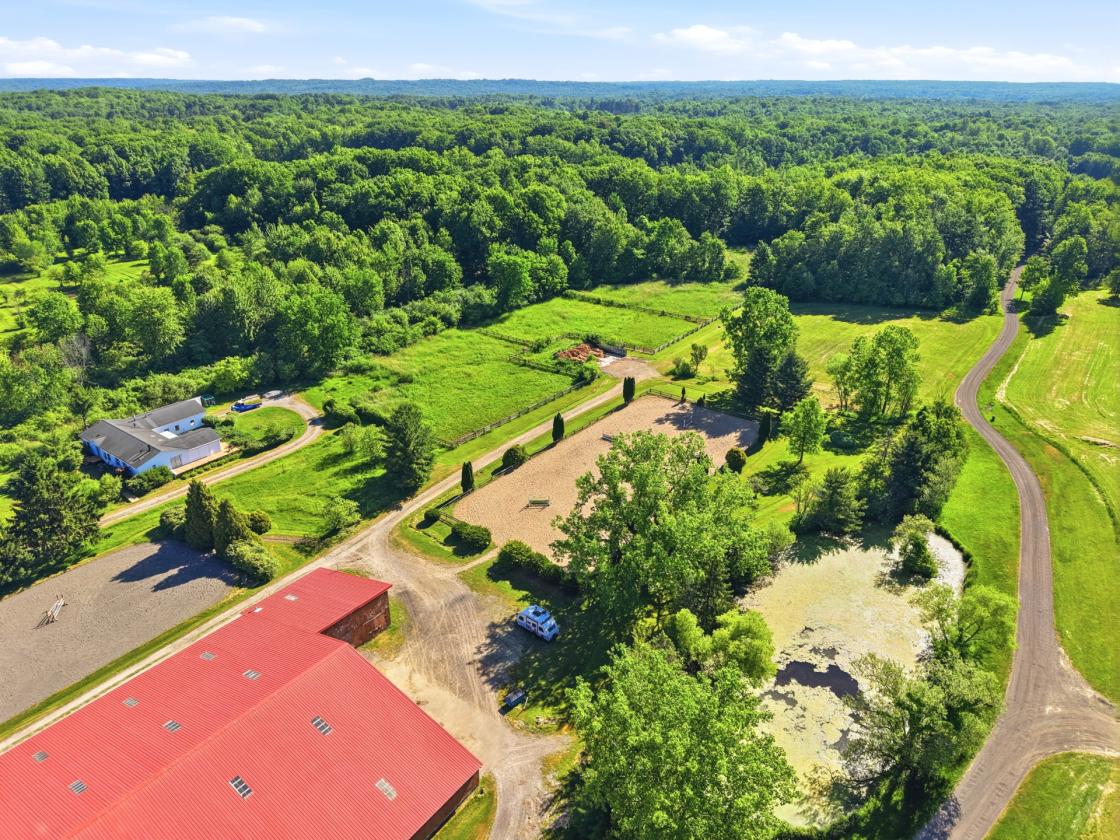 Rare 10-acre equestrian property in Geauga County - photo 19