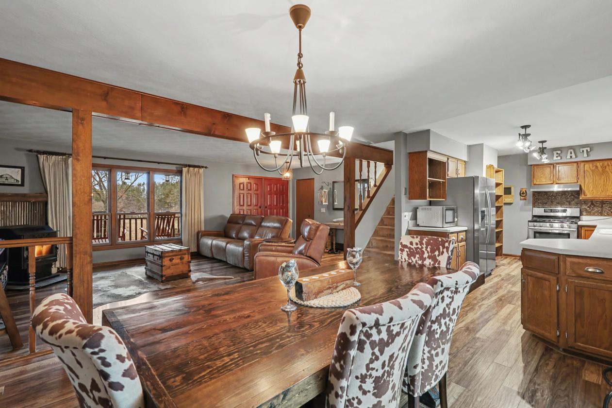 HUGE PRICE DROP - Indoor Arena + Secluded Home - photo 24